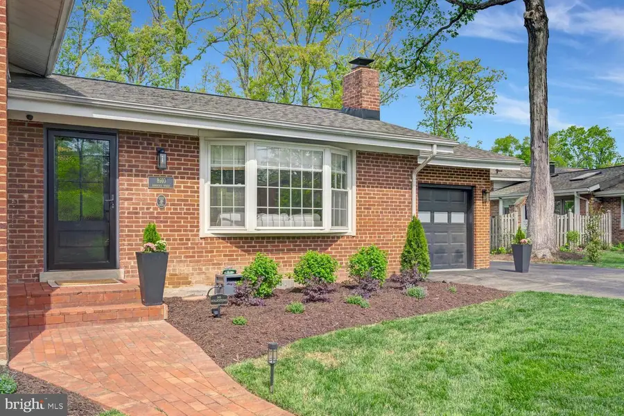 8910 Bordeaux St, Alexandria, VA 22309 - #2