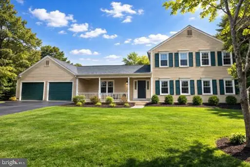 2701 Reign St, Herndon, VA 20171 - #1