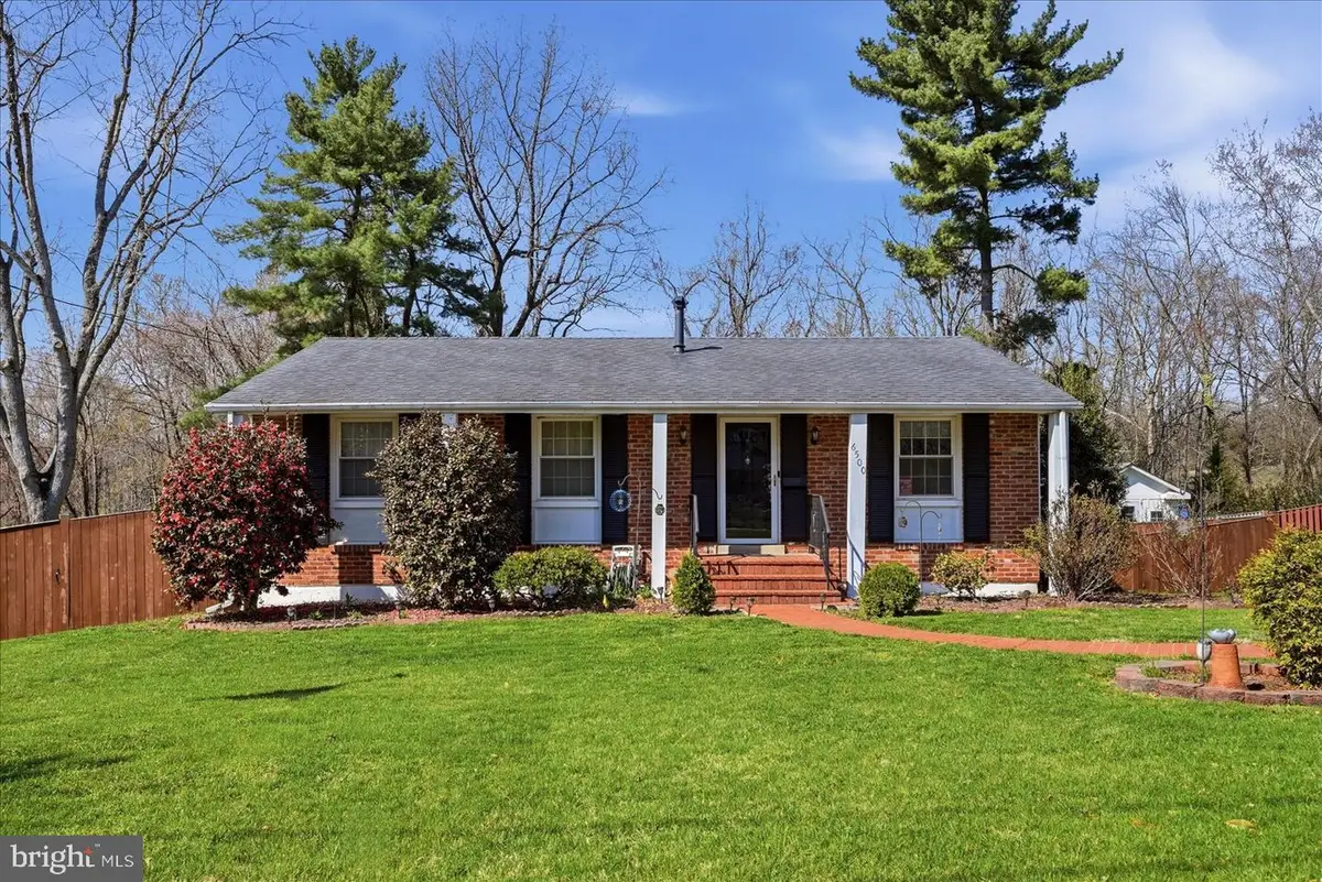 6500 Haystack Rd, Alexandria, VA 22310 - #1