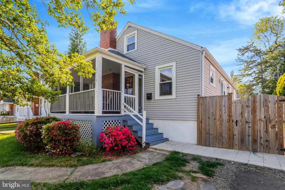 2850 Brook Dr, Falls Church, VA 22042 - #1