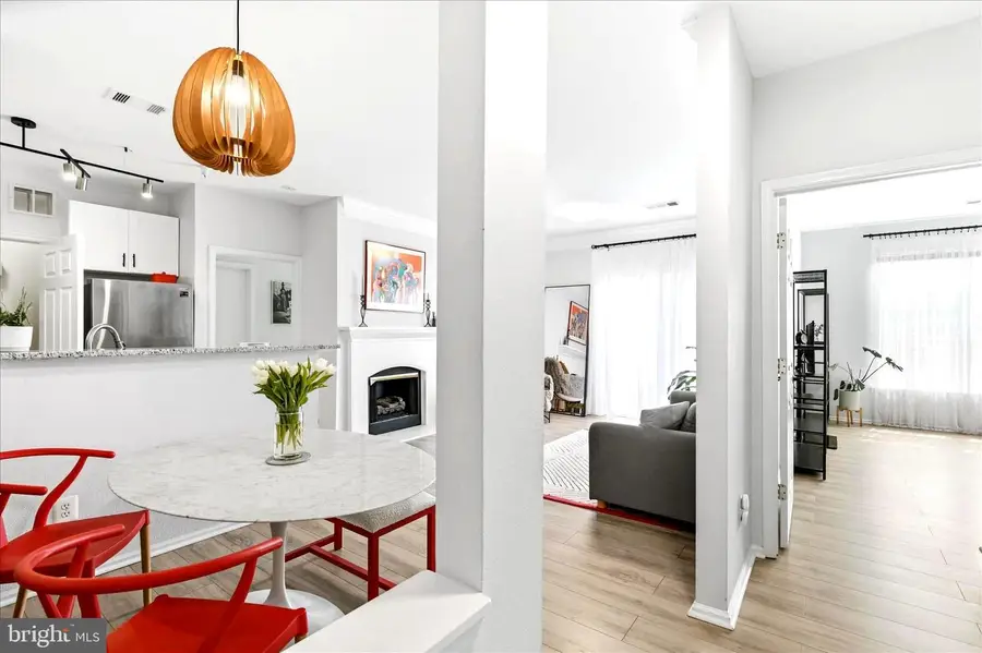 1601 Spring Gate Dr #1204, McLean, VA 22102 - #2