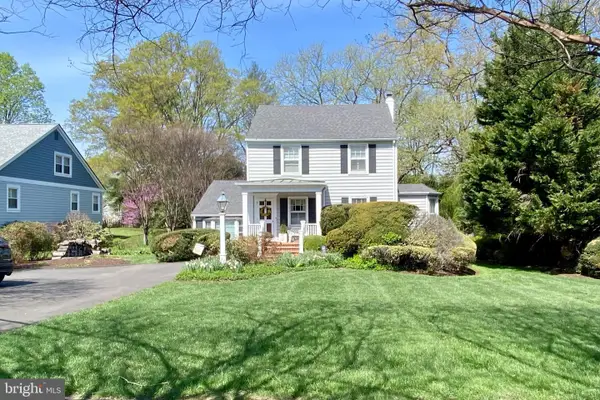 424 Creek Crossing Rd Ne, VIENNA, VA 22180