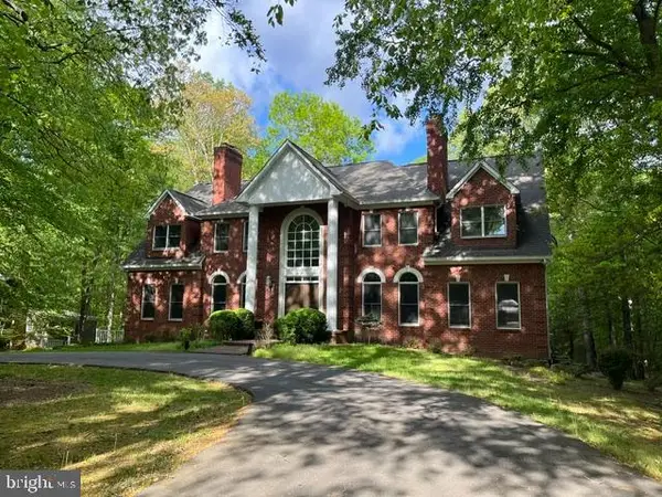 188 River Park Dr, GREAT FALLS, VA 22066