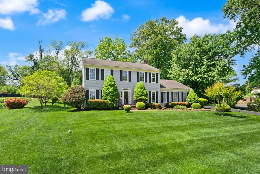 6822 Jeremiah Ct, Fairfax Station, VA 22039 - #3