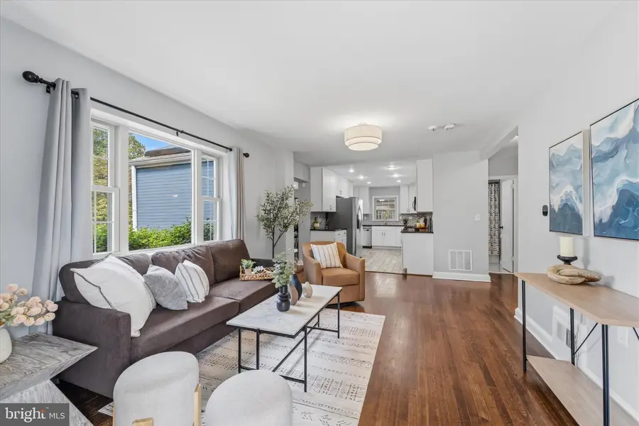 2903 Harrison Rd, Falls Church, VA 22042 - #2