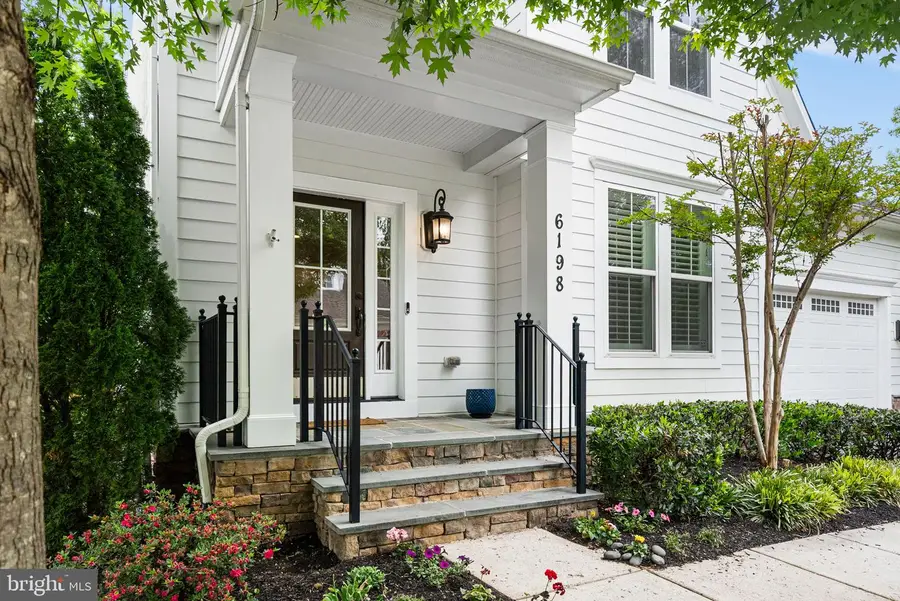 6198 Champion Oak Ct, Falls Church, VA 22044 - #2