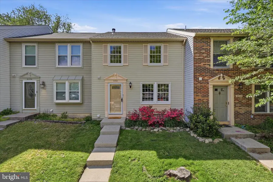 6352 Bonham Pl, Centreville, VA 20121 - #2