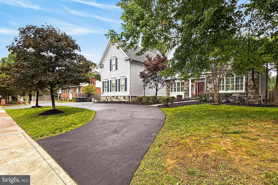 500 Nutley St Sw, Vienna, VA 22180 - #2