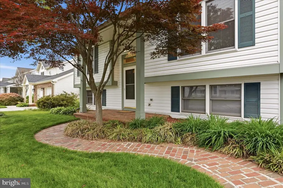 3824 Beech Down Dr, Chantilly, VA 20151 - #2