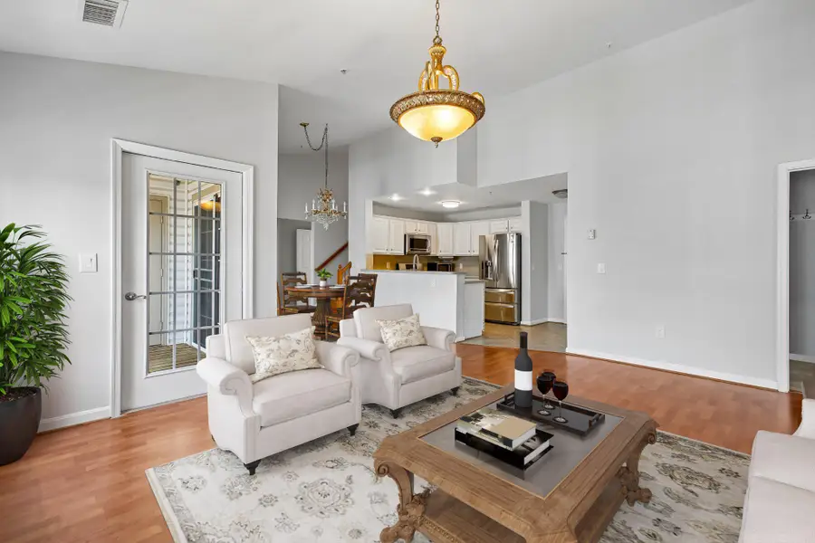 11506 Sperrin Cir #405, Fairfax, VA 22030 - #3