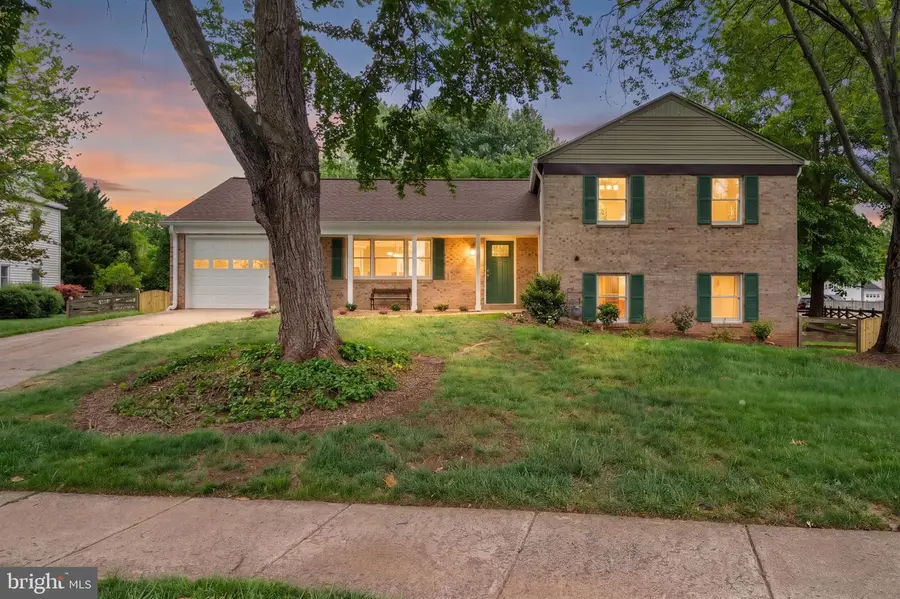 4505 Briarton Dr, Chantilly, VA 20151 - #2