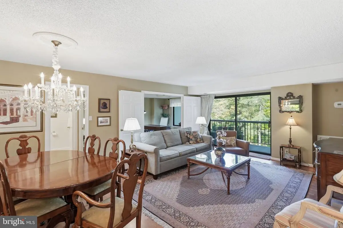3800 Powell Ln #520, Falls Church, VA 22041 - #1