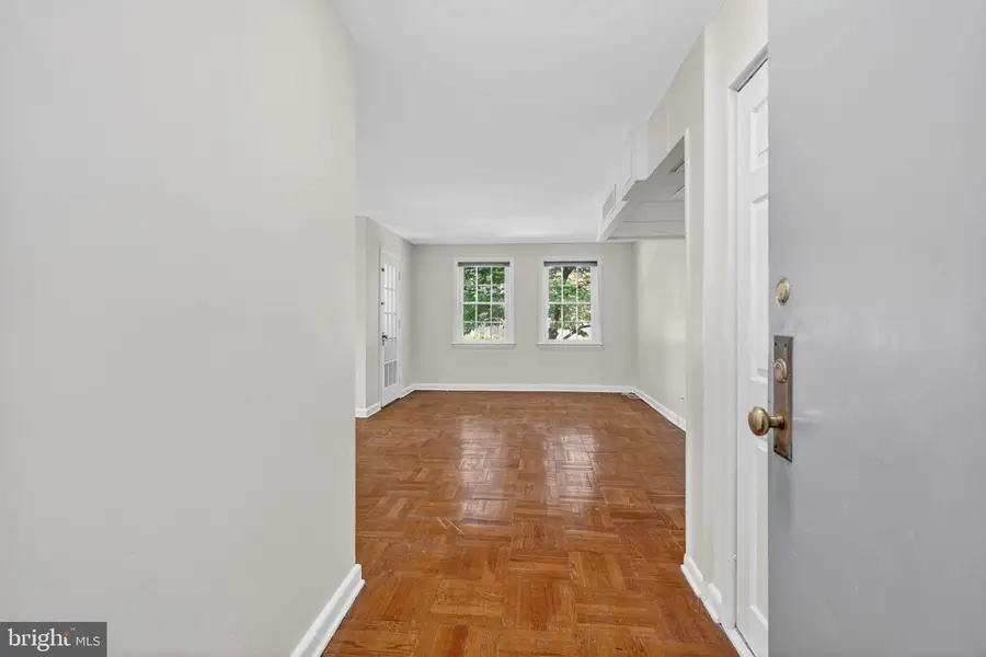 6507 10th St #a1, Alexandria, VA 22307 - #3
