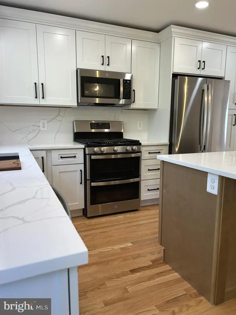 6153 Les Dorson Ln, Alexandria, VA 22315 - #2