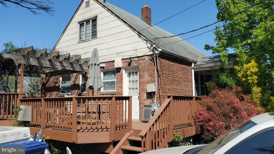 2945 Irvington Rd, Falls Church, VA 22042 - #3