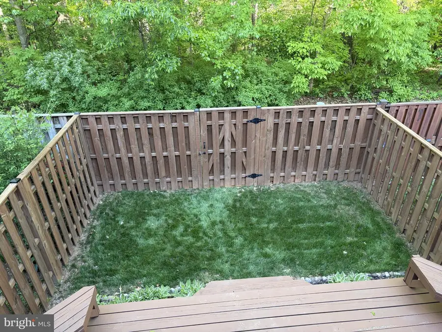 9053 Armendown Dr, Springfield, VA 22152 - #3