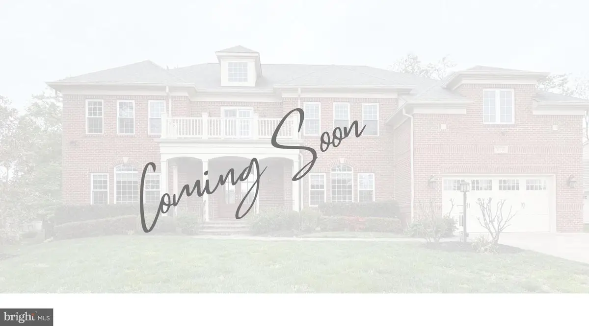 7008 Hamel Hill Ct, McLean, VA 22101 - #1