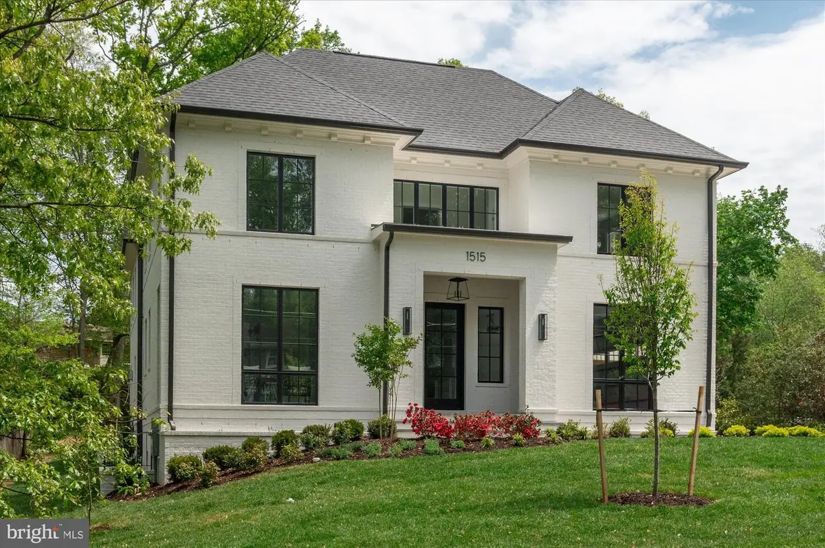 1515 Crestwood Ln, McLean, VA 22101 - #1