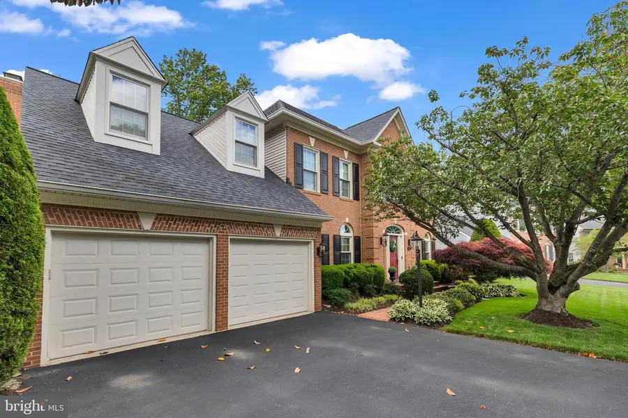 8323 Argent Cir, Fairfax Station, VA 22039 - #2