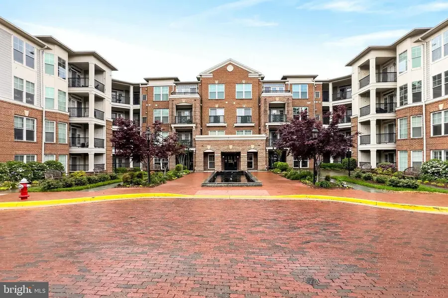 2903 Saintsbury Plz #203, Fairfax, VA 22031 - #3