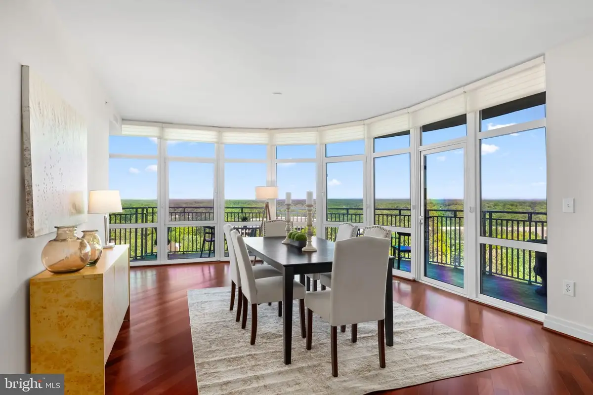 8220 Crestwood Heights Dr #1204, McLean, VA 22102 - #1