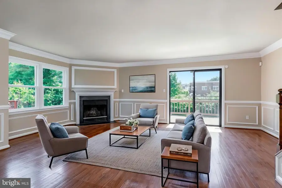 3731 Roxbury Ln, Alexandria, VA 22309 - #2