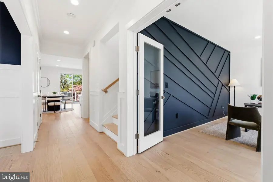 6806 Farragut Ave, Falls Church, VA 22042 - #3