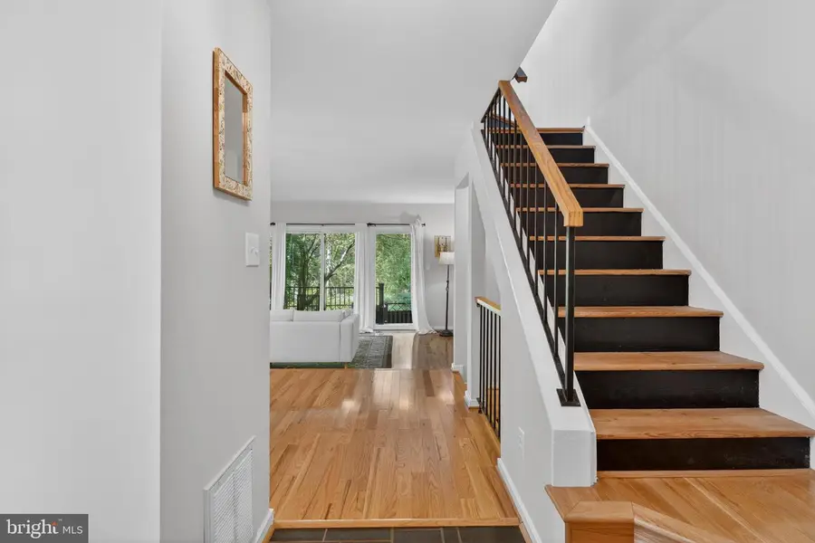 6894 Deer Run Dr, Alexandria, VA 22306 - #3