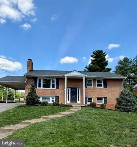 7530 Fairwood Ln, FALLS CHURCH, VA 22046