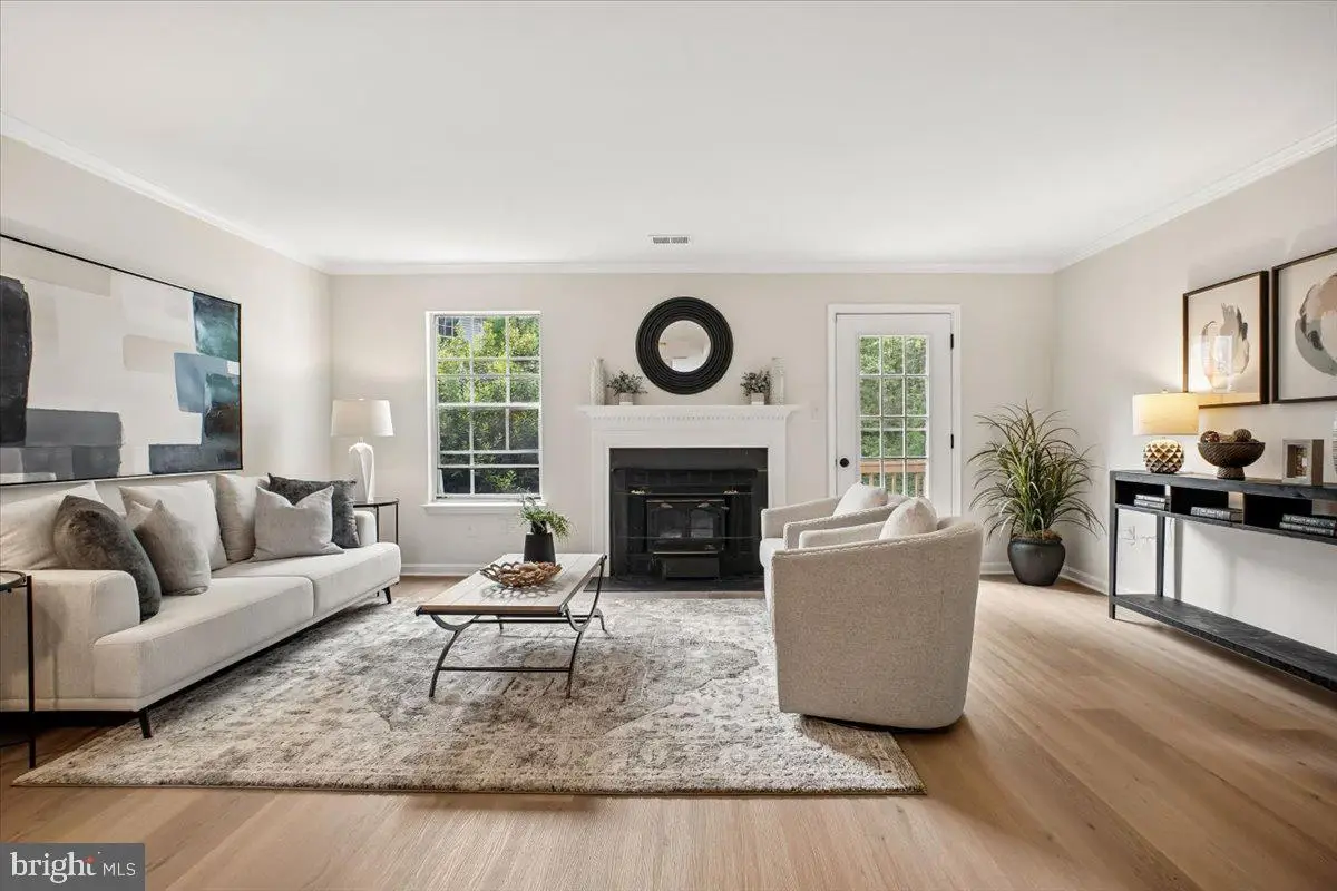 6013 Crocus Ct, Alexandria, VA 22310 - #1