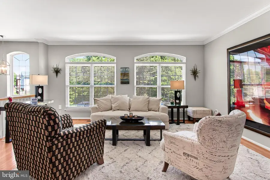 7304 Hampton Manor Pl, Springfield, VA 22150 - #2