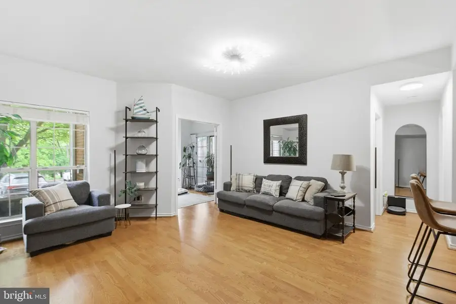 12160 Penderview Ln #1705, Fairfax, VA 22033 - #2