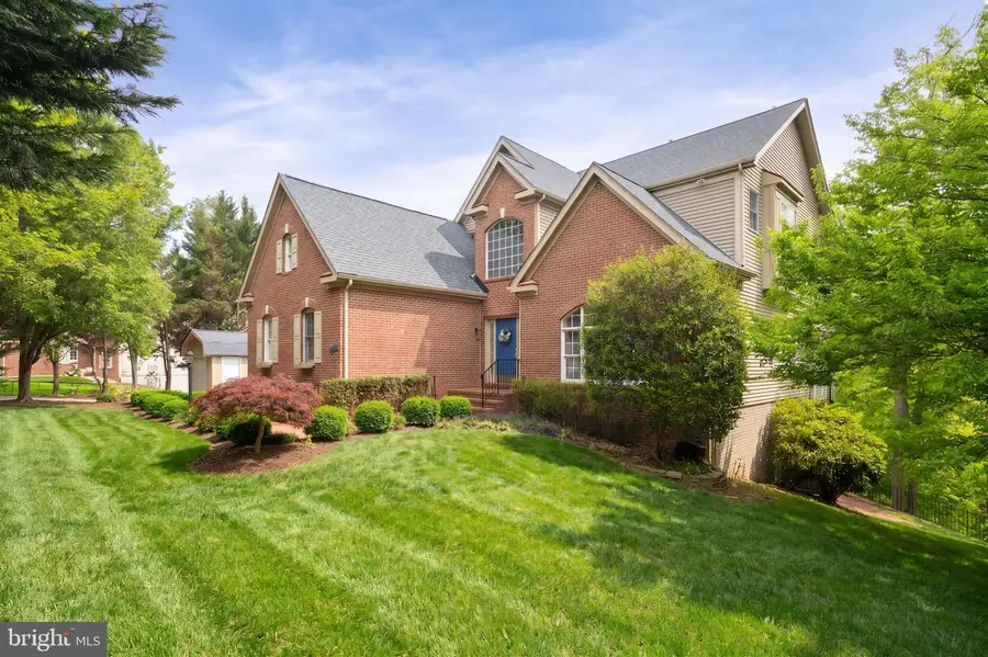 8000 Pohick Rd, Springfield, VA 22153 - #2