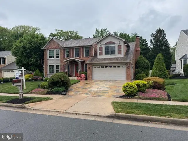 2304 Lakeshire Dr, Alexandria, VA 22308 - #2