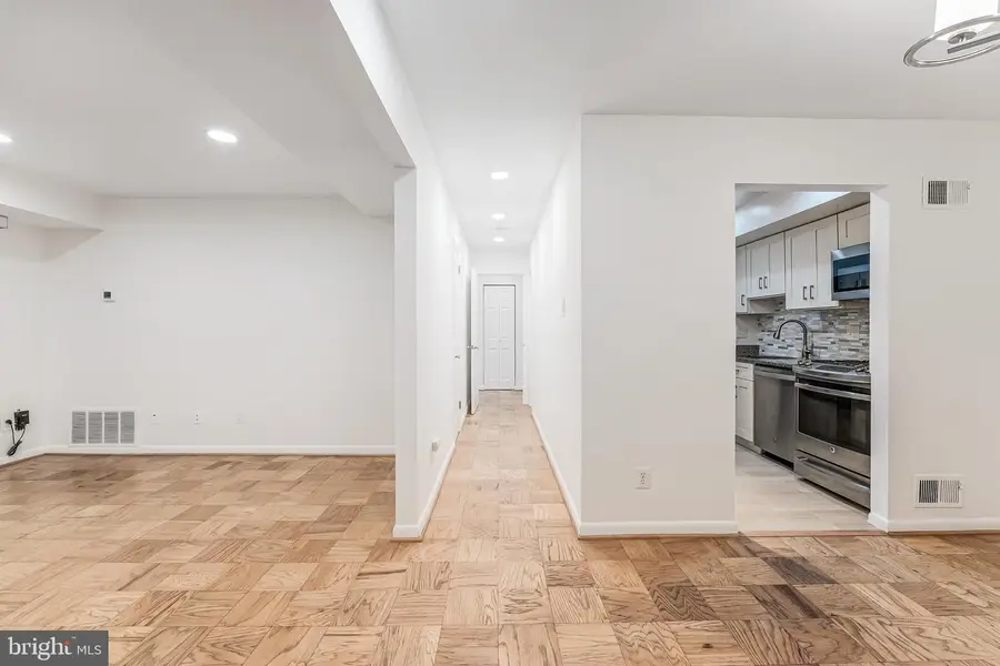 11619 Vantage Hill Rd #2a, Reston, VA 20190 - #3