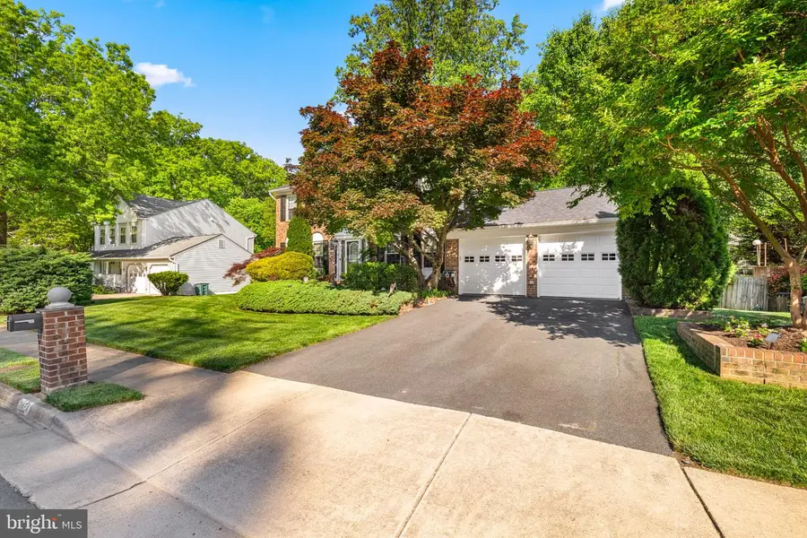 9454 Lapstrake Ln, Burke, VA 22015 - #3