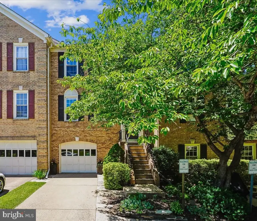 2022 Pieris Ct, Vienna, VA 22182 - #2