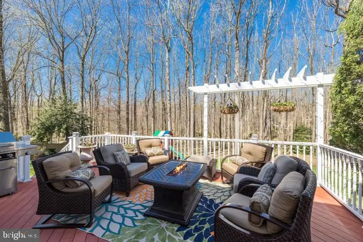 11928 Appling Valley Rd, Fairfax, VA 22030 - #3