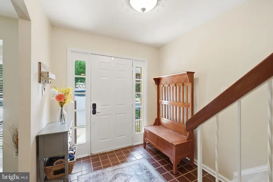 9062 Gavelwood Ct, Springfield, VA 22153 - #2