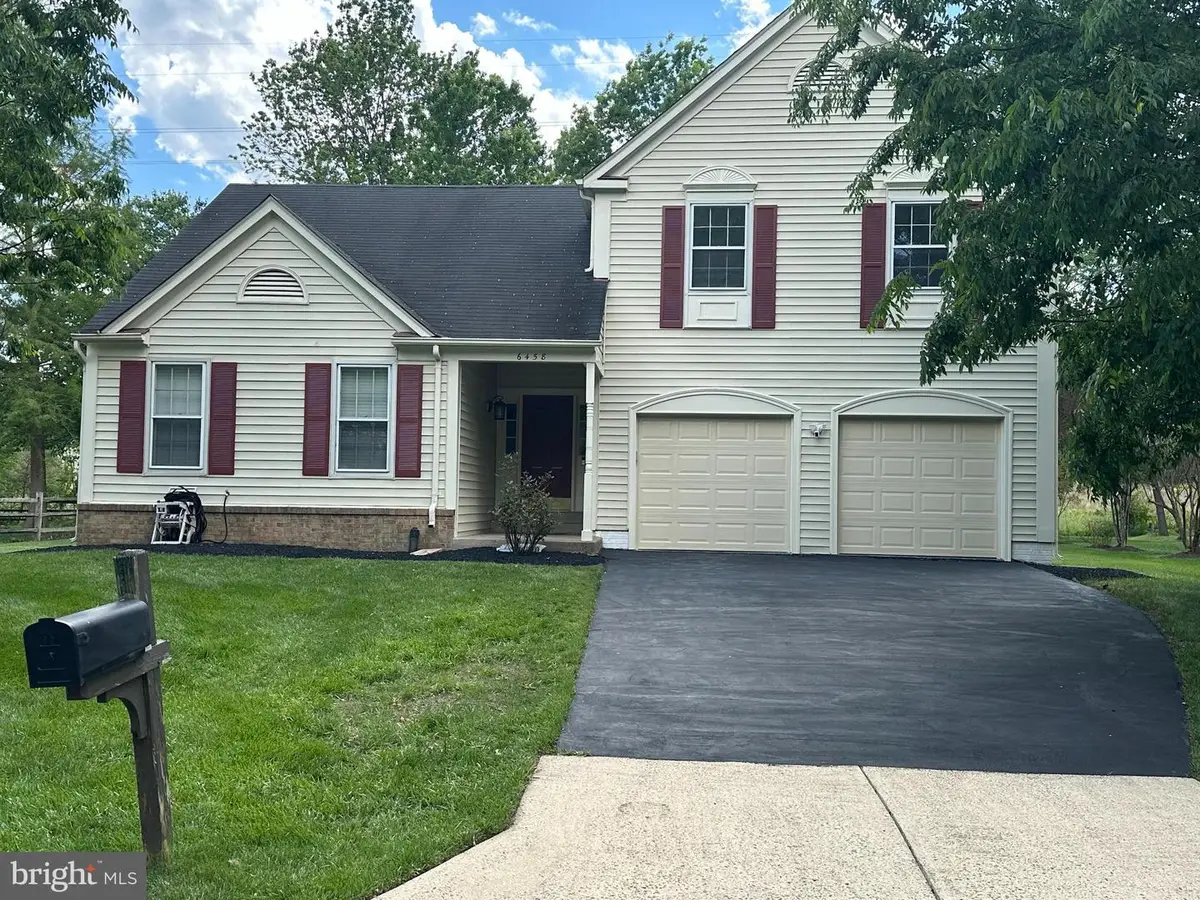 6458 Woodmere Pl, Centreville, VA 20120 - #1