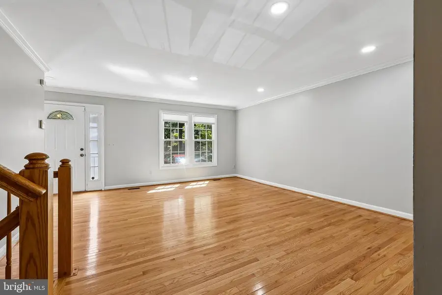 10628 Alison Dr, Burke, VA 22015 - #3