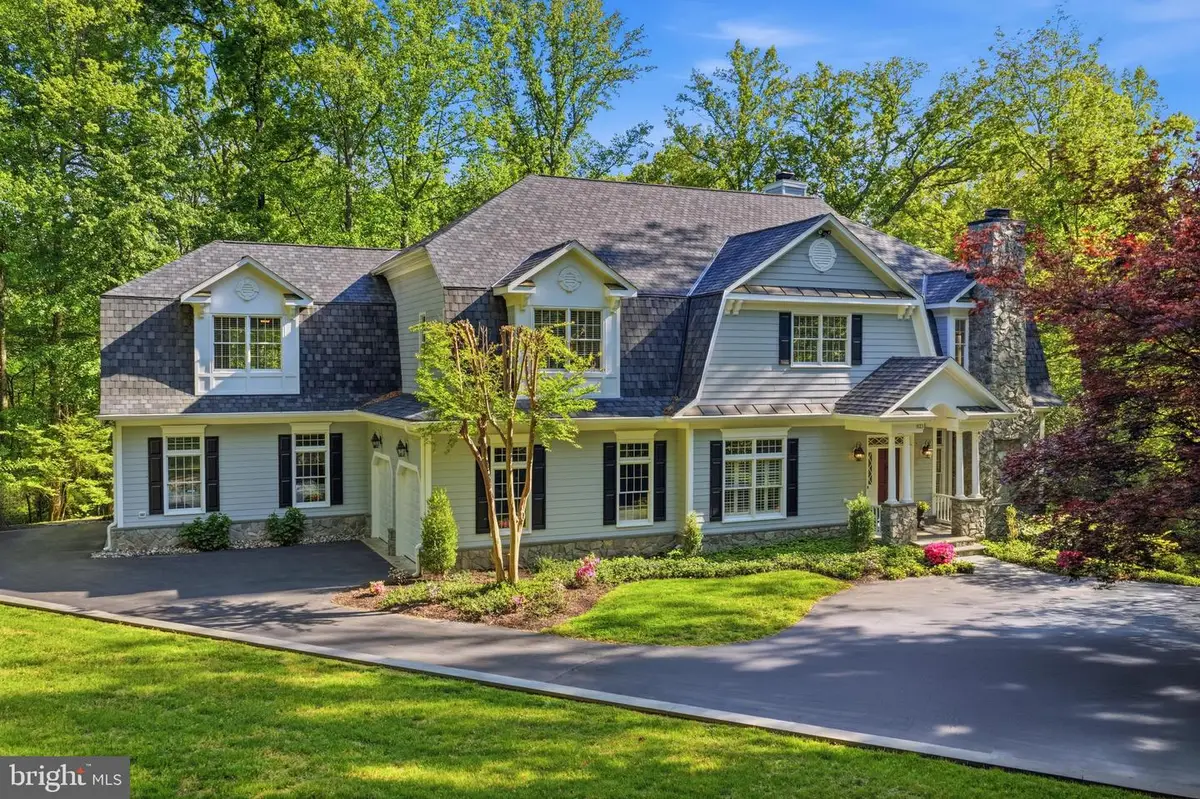 1133 Springvale Rd, Great Falls, VA 22066 - #1