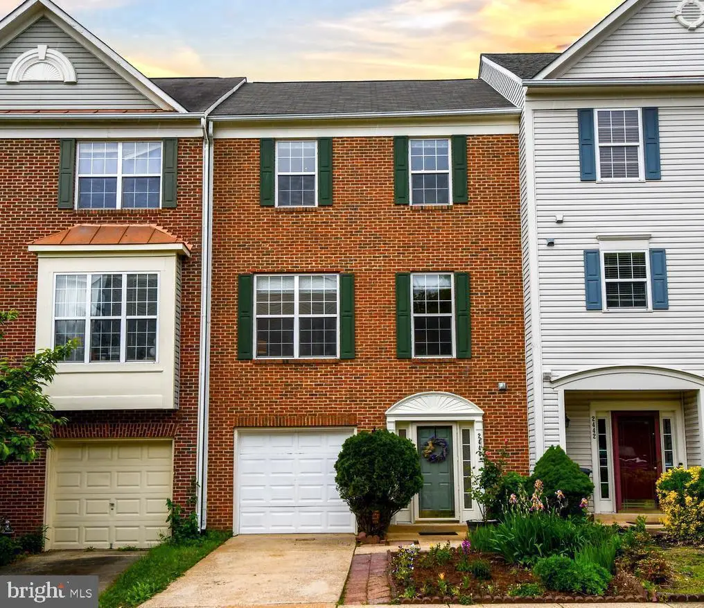 2444 Laura Mark Ln, Herndon, VA 20171 - #1