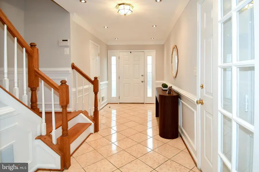 2444 Laura Mark Ln, Herndon, VA 20171 - #3