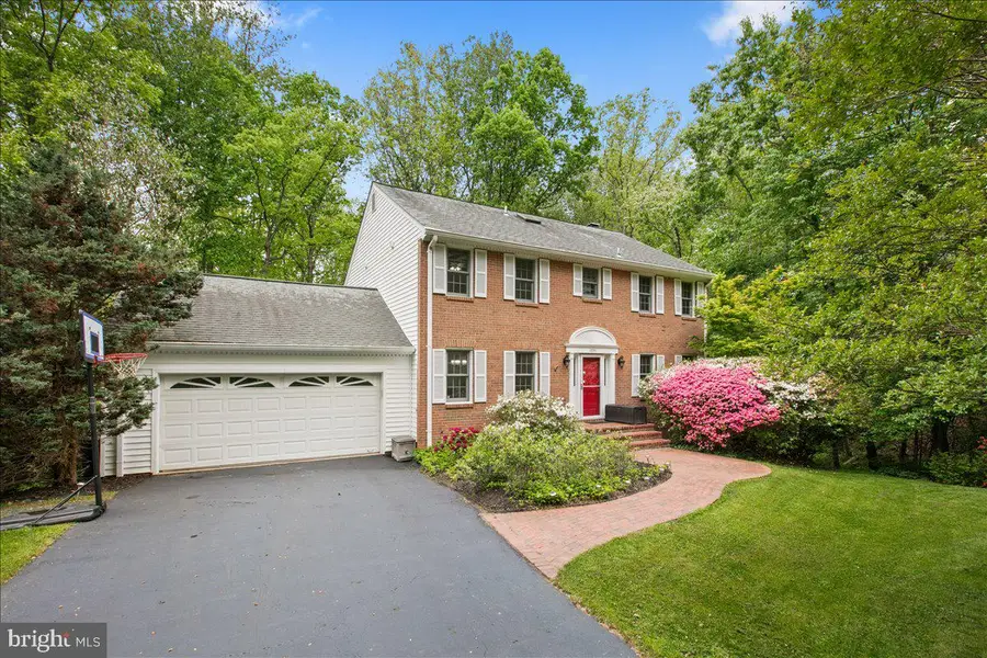 10741 Midsummer Dr, Reston, VA 20191 - #3