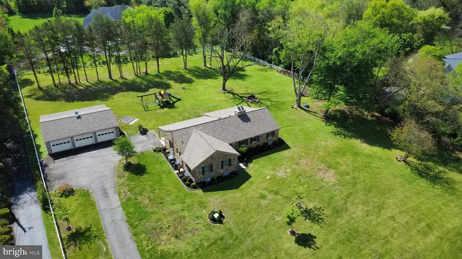15027 Braddock Rd, Centreville, VA 20120 - #2