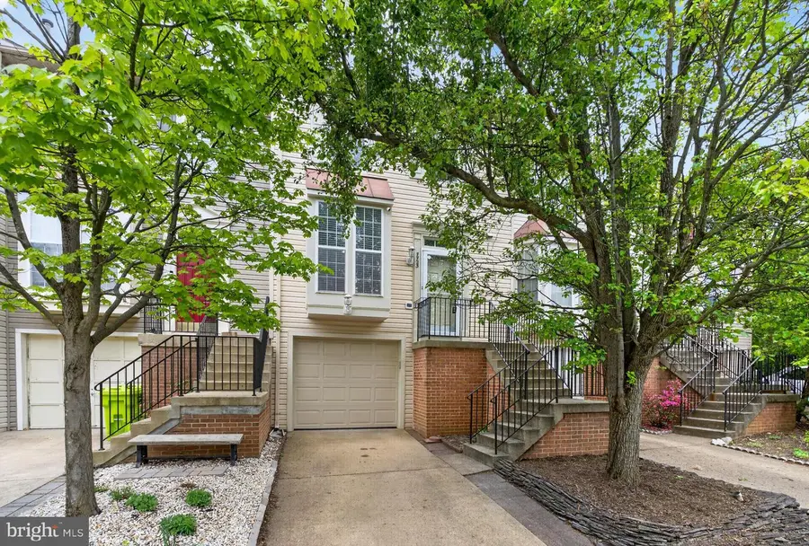7723 Markham Grant Ln, Alexandria, VA 22315 - #2