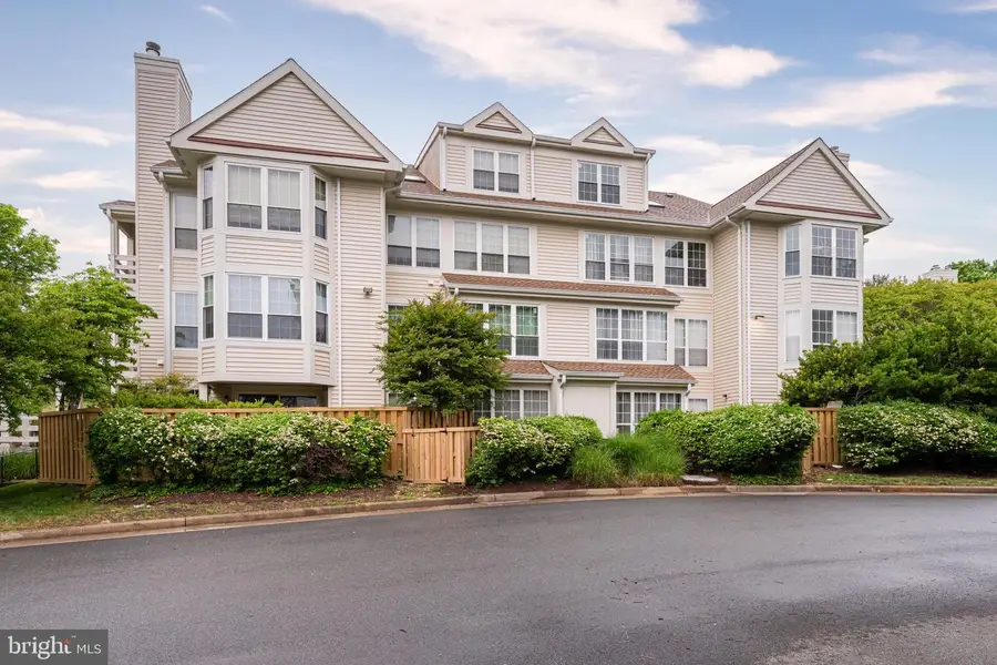 4505 Hazeltine Ct #d, Alexandria, VA 22312 - #2