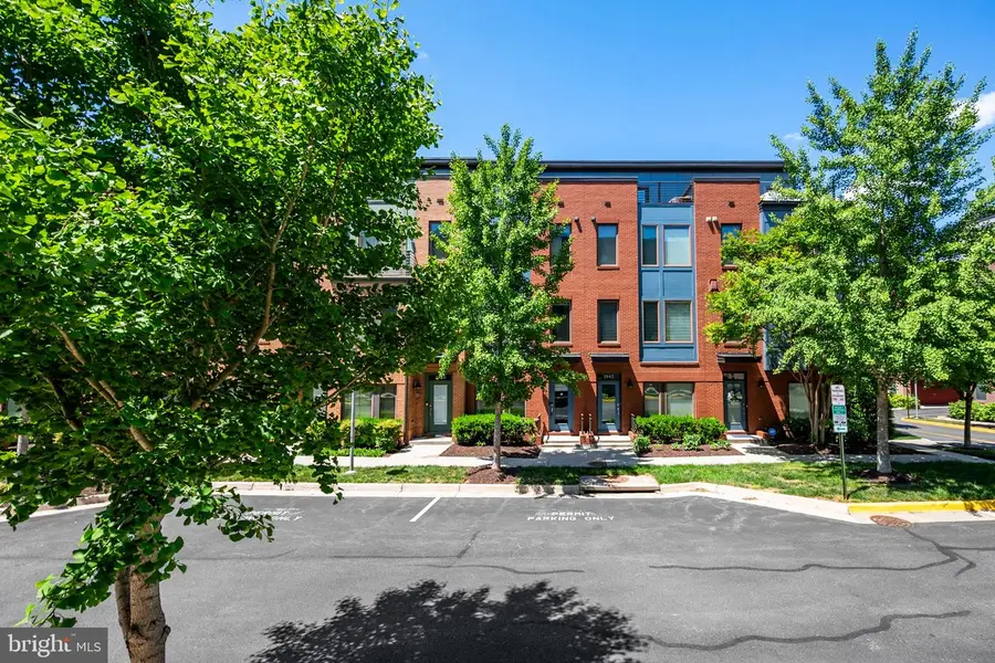 2944 Stella Blue Ln, Fairfax, VA 22031 - #2