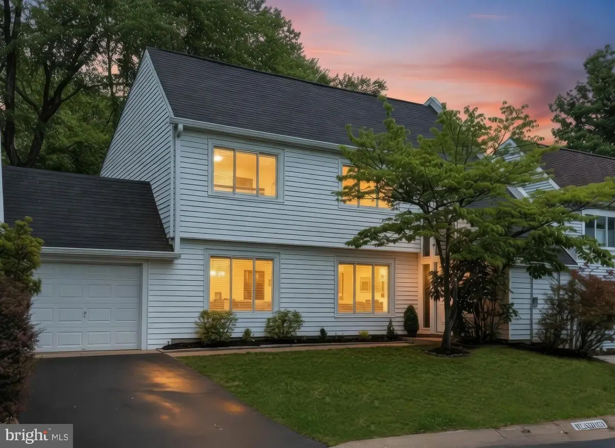 1498 Roundleaf Ct, Reston, VA 20190 - #1